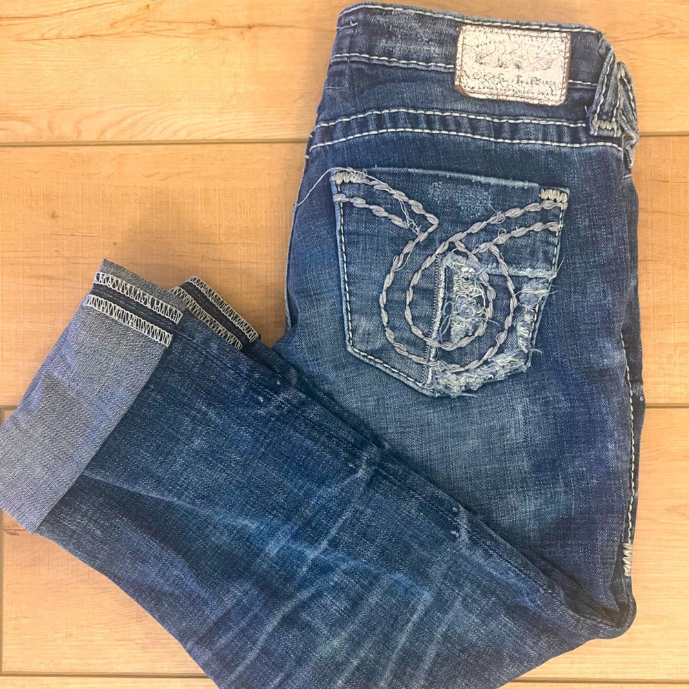 Big Star Legendary Blue Jeans size 28 capri’s style Lin